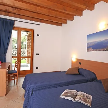 Aparthotel Borgo Dei Limoni - Con Garage