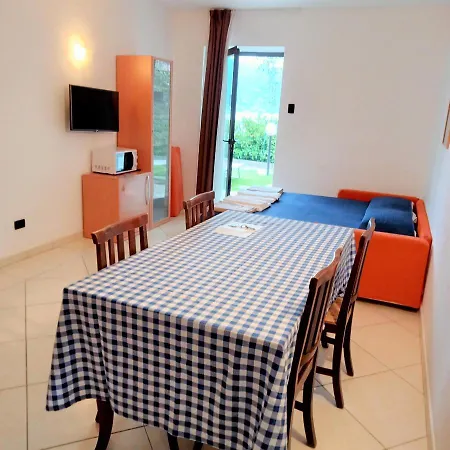 Aparthotel Borgo Dei Limoni - Con Garage