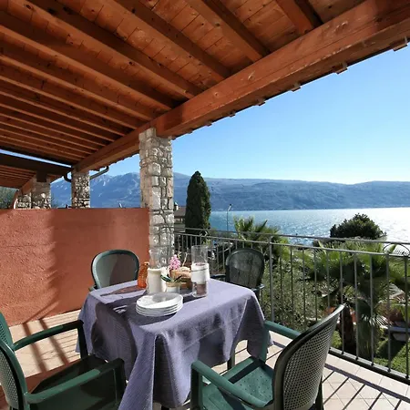 Borgo Dei Limoni - Con Garage Aparthotel 3*