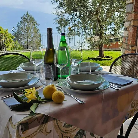 Borgo Dei Limoni - Con Garage Aparthotel Gargnano