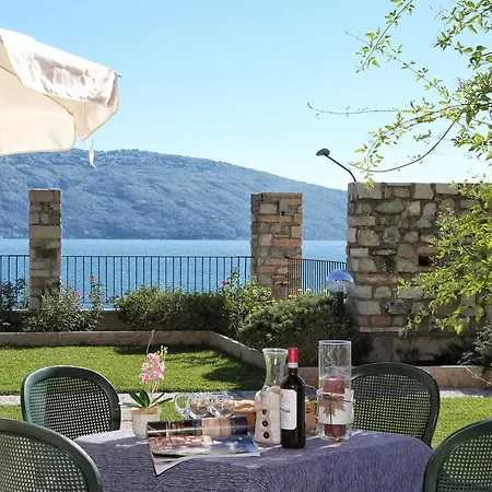 Borgo Dei Limoni - Con Garage 4*