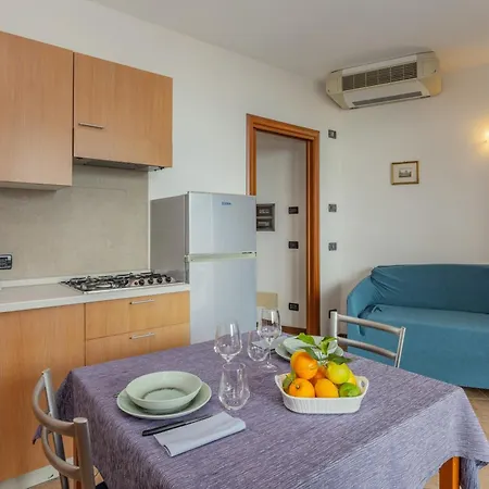 Borgo Dei Limoni - Con Garage 4*