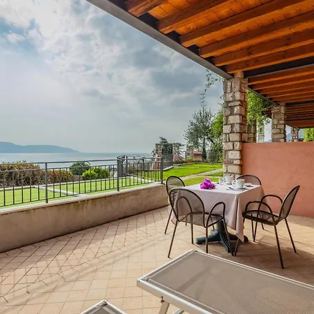Borgo Dei Limoni - Con Garage 4*