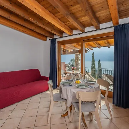 Borgo Dei Limoni - Con Garage 4*