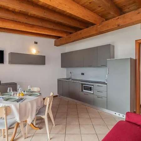 Borgo Dei Limoni - Con Garage 4*