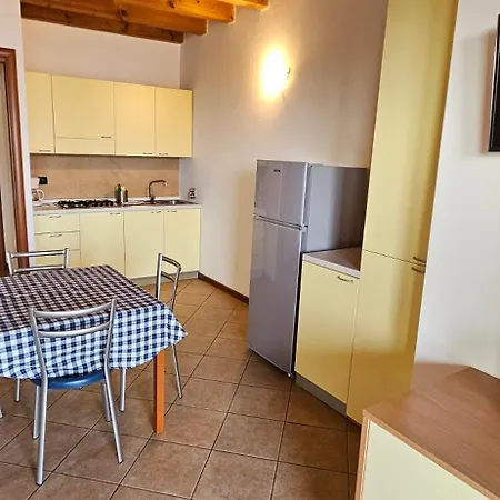 Aparthotel Borgo Dei Limoni 3*